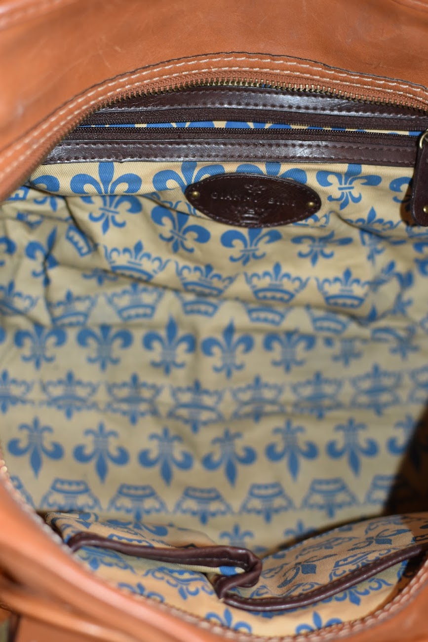 2000s Gianni Bini Brown Double Pocket Shoulder Bag