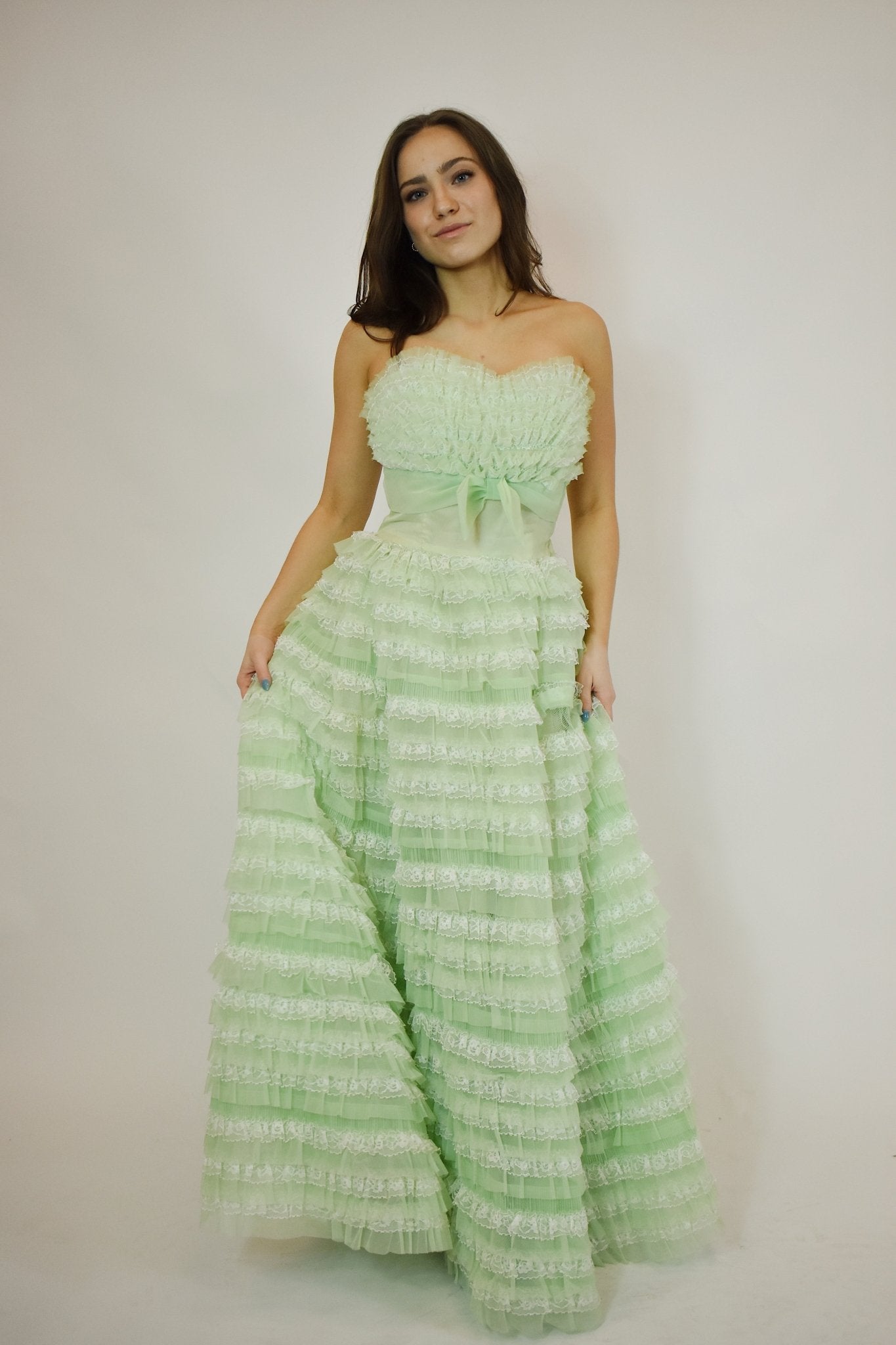 1950s Pastel Green Gown (M) - Esita The Label