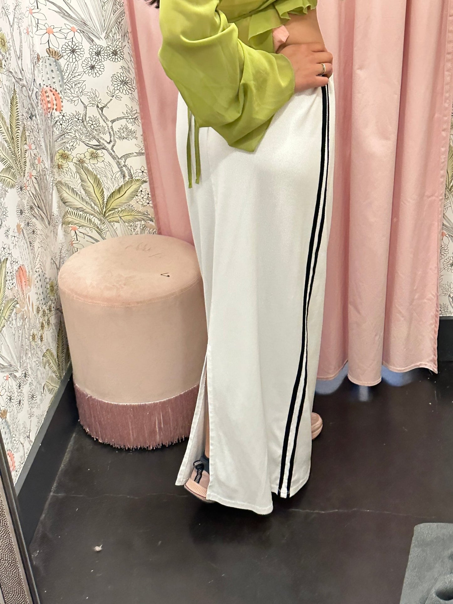 90s White Athletic Maxi Skirt (M/L) - Esita The Label