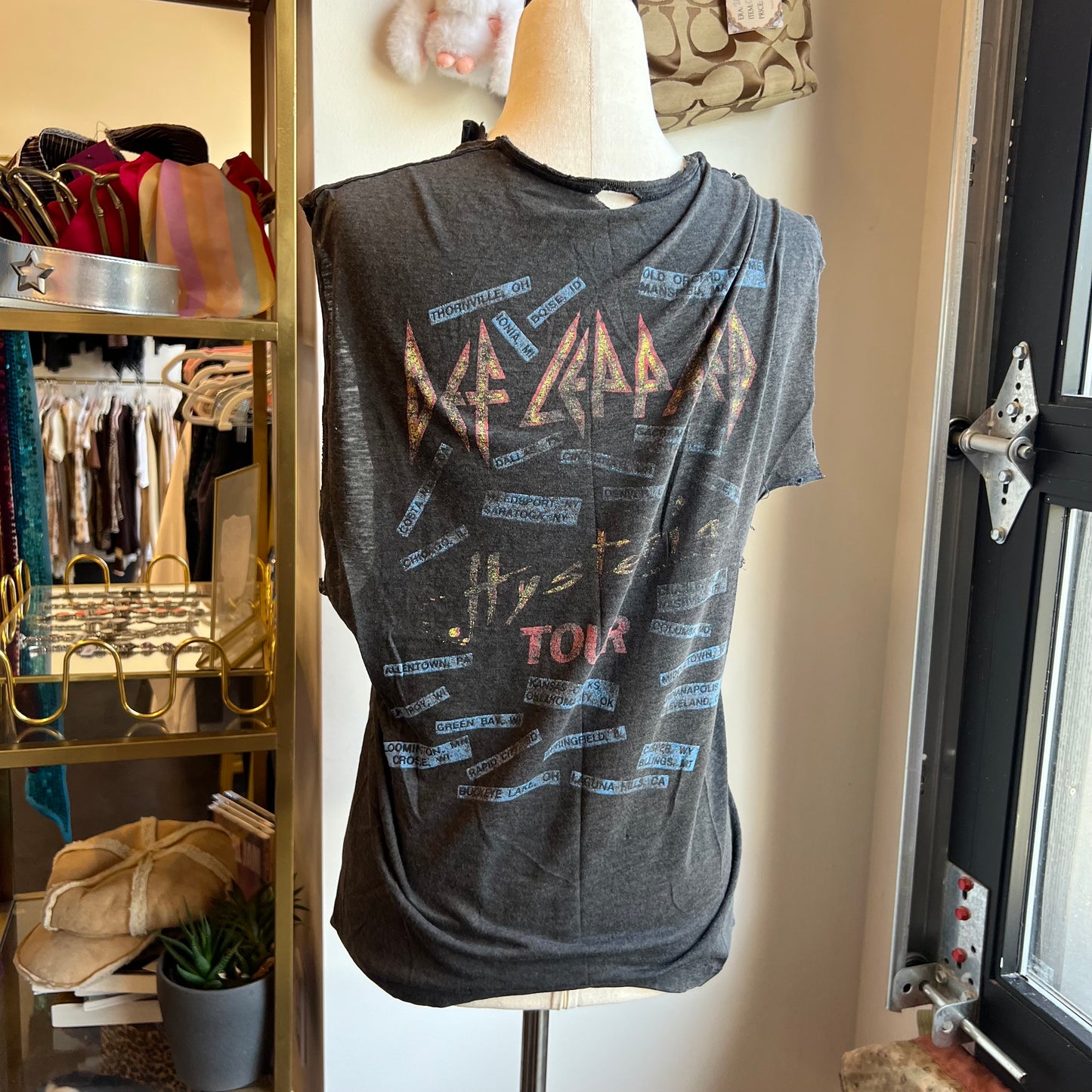 Vintage 70s Thrashed Distressed Band Tee Deff Leppard (S)