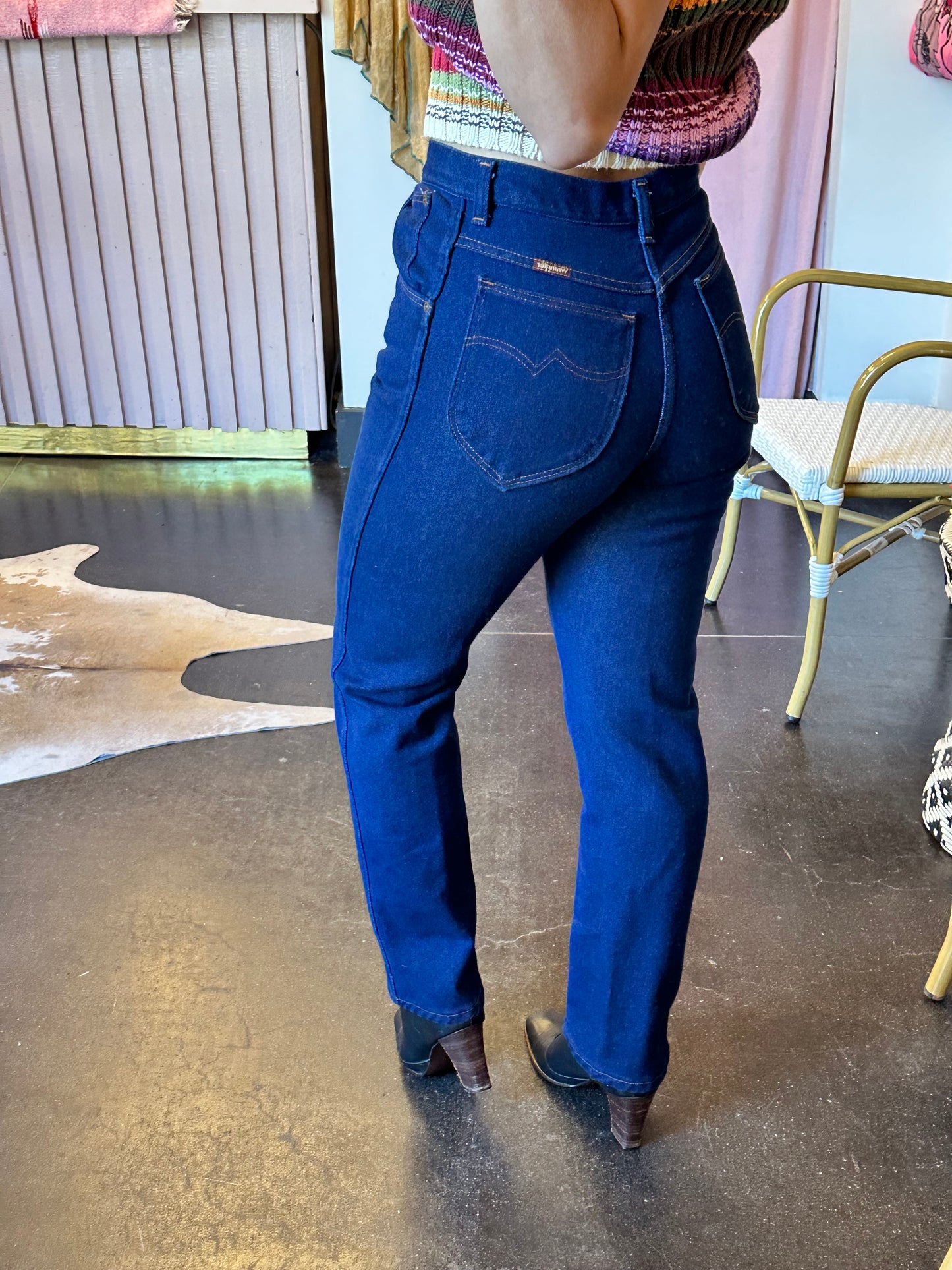 Vintage Wrangler High Waisted Jeans (27"W)