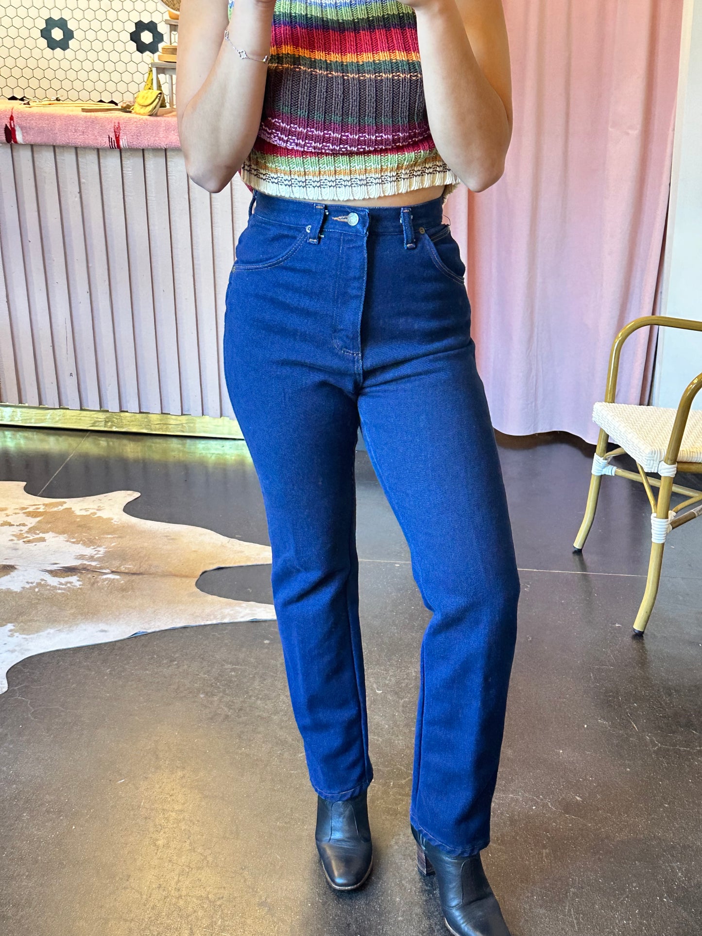 Vintage Wrangler High Waisted Jeans (27"W)