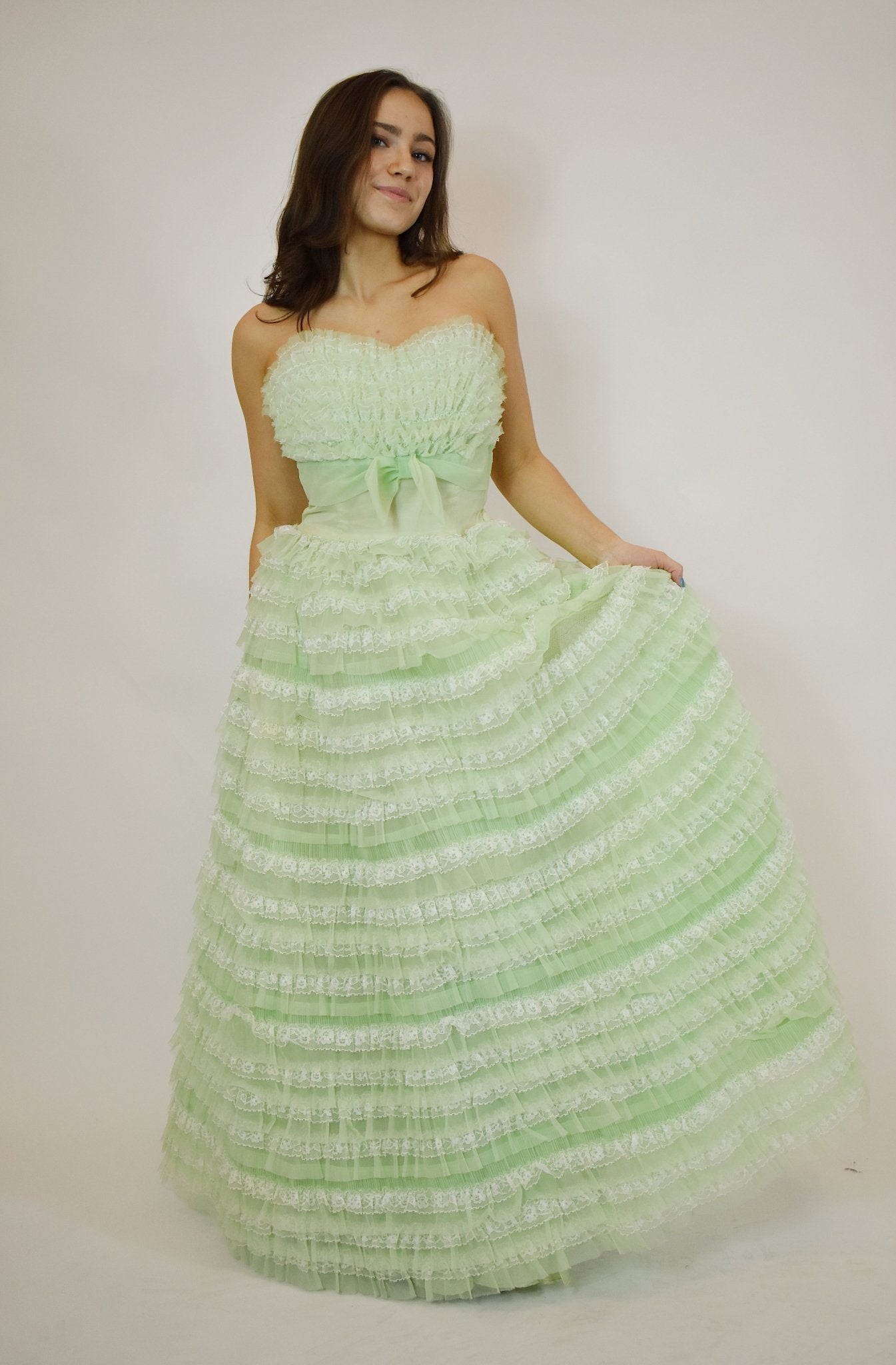 1950s Pastel Green Gown (M) - Esita The Label