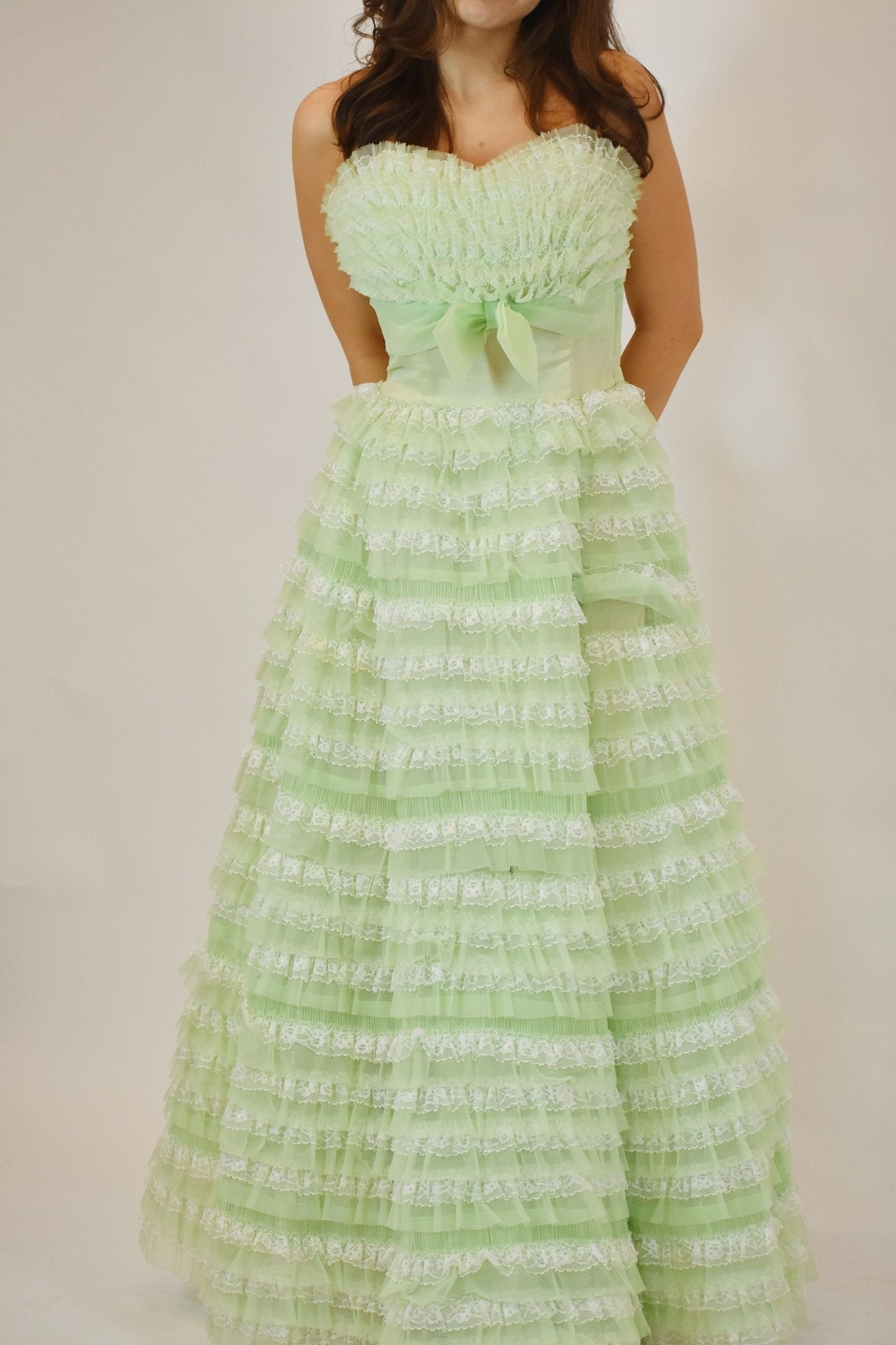 1950s Pastel Green Gown (M) - Esita The Label