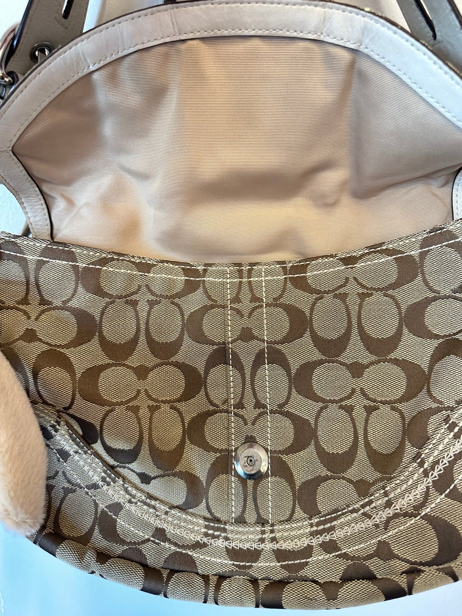 2000s Soho Neutral Monogram Coach Purse - Esita The Label