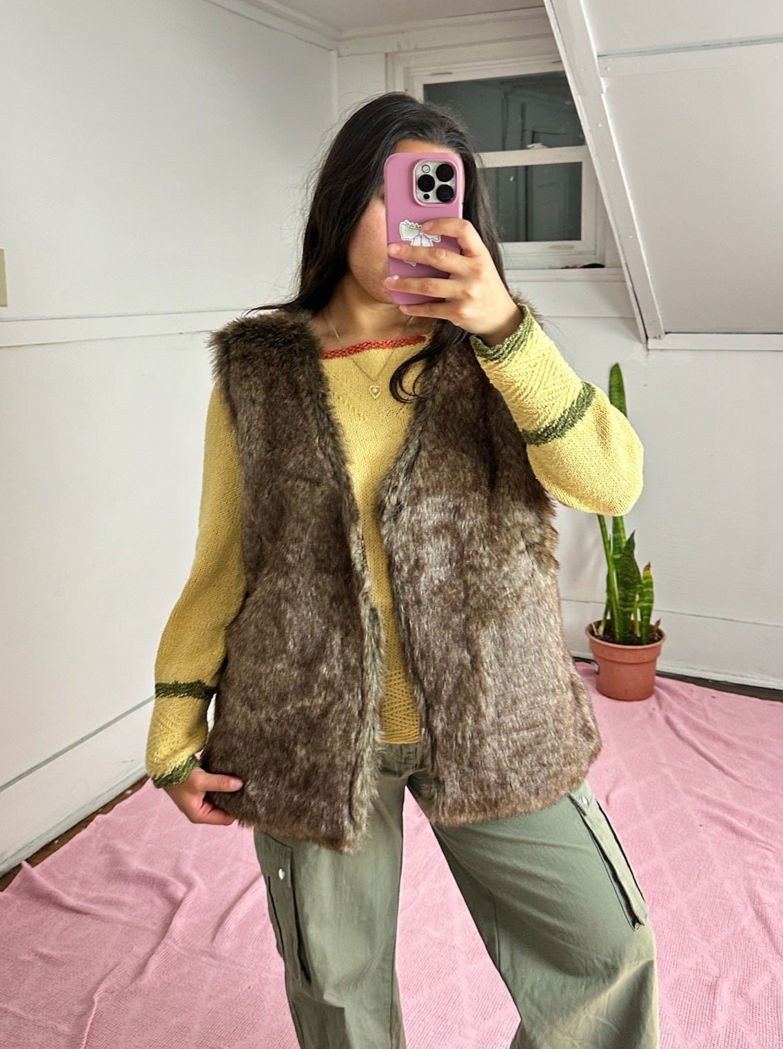 Brown Fur Vest (XL) - Esita The Label