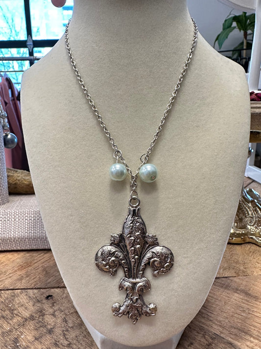 Silver Fleur - de - Lis Necklace - Esita The Label